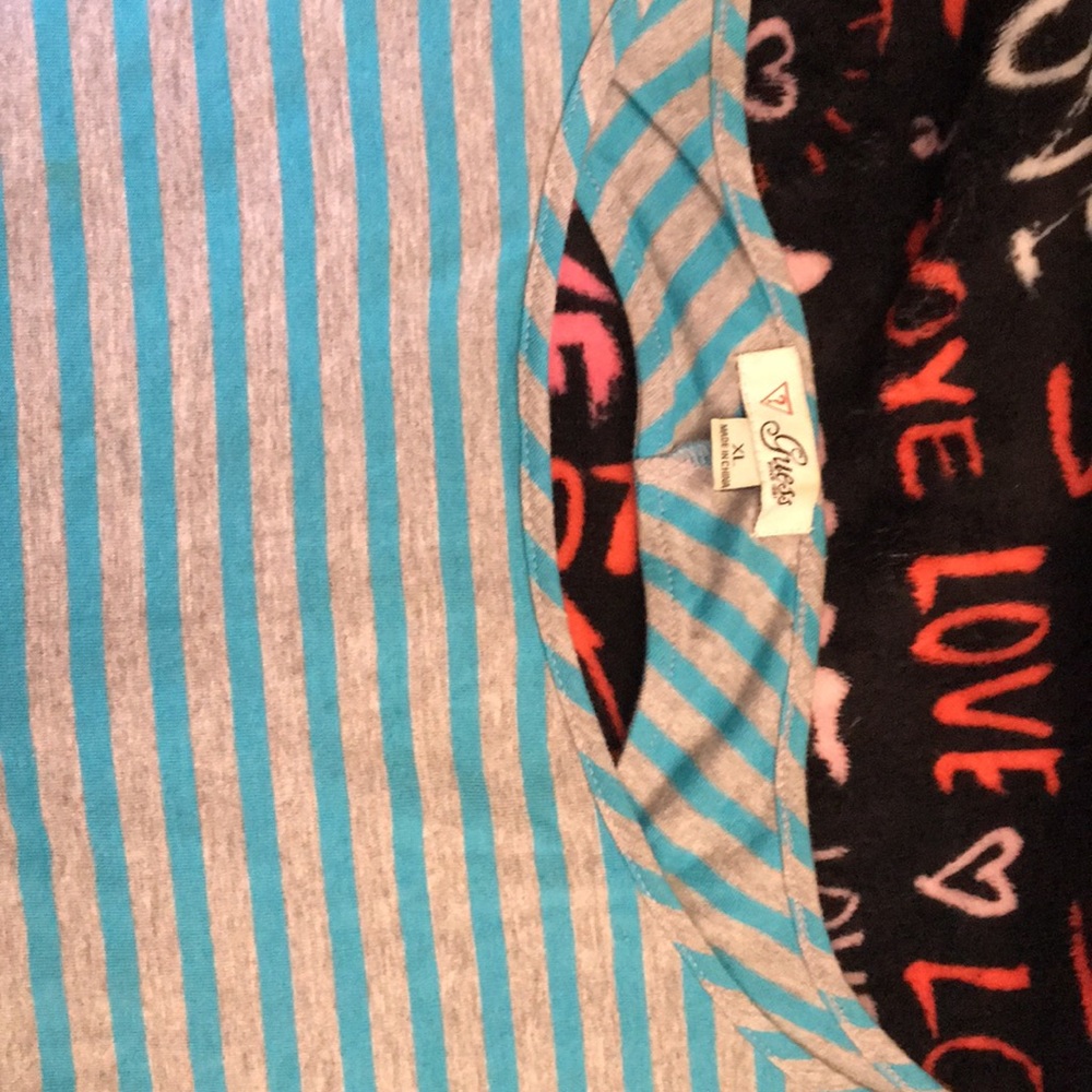 Guess shirt - Picture 3 of 3